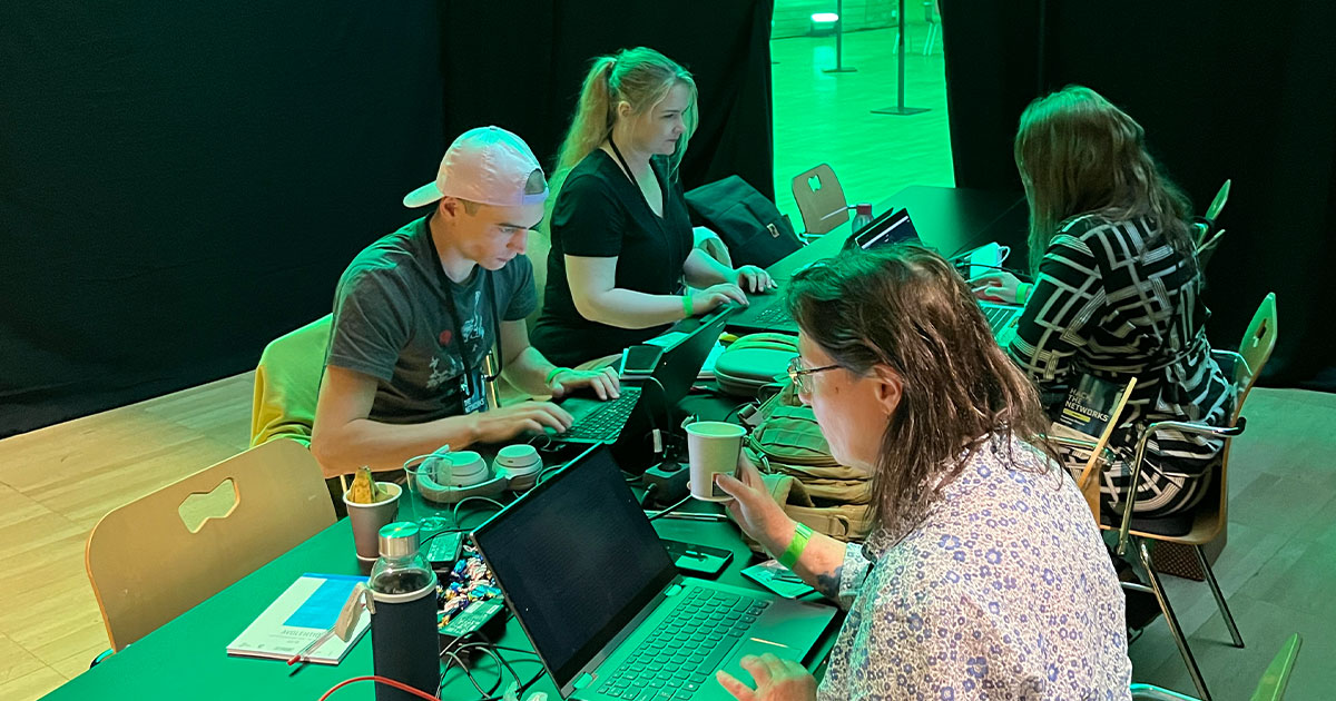 Hacking at Dipoli